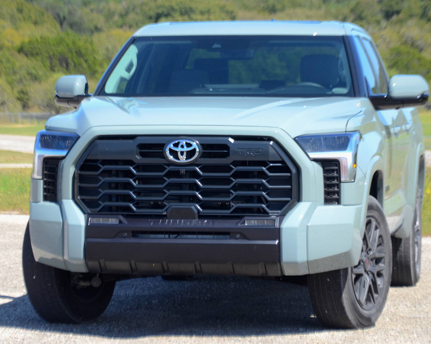 v2 Grille Camera Bracket for 2022+ Tundra